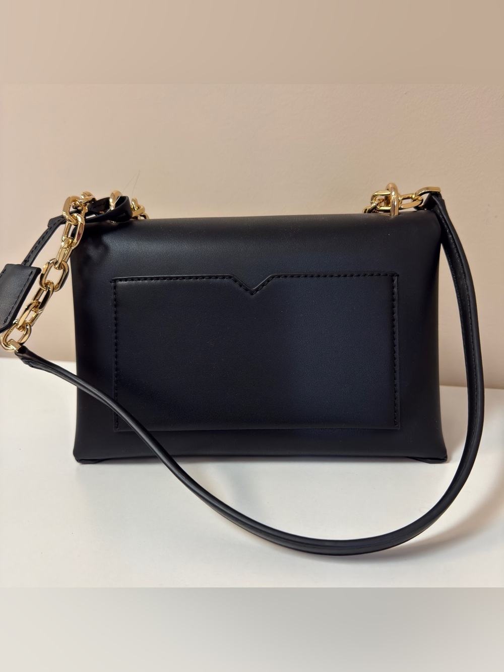 Michael Kors Black Leather Crossbody Bag with Gold Chain - Picture 5 of 10